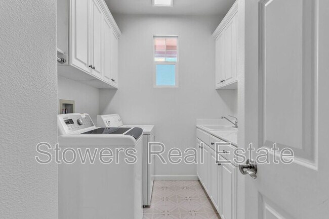Building Photo - 1709 Campanula Dr
