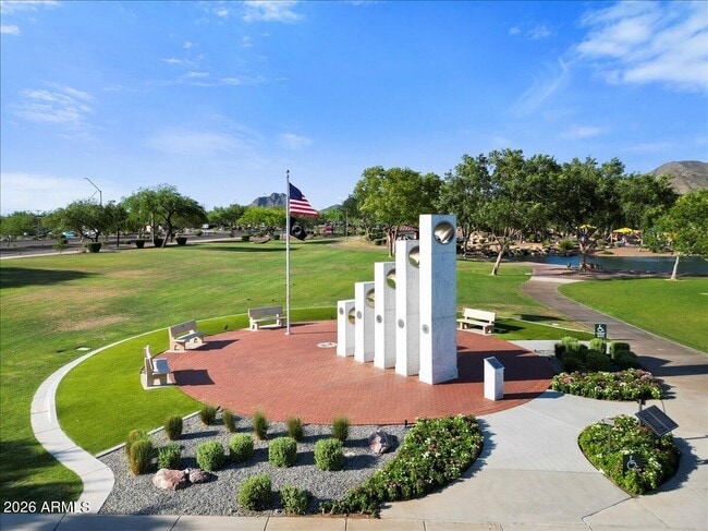 Building Photo - 43336 N Heavenly Way