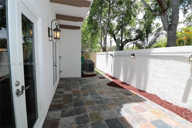 Building Photo - 7961 SW 110th Ter