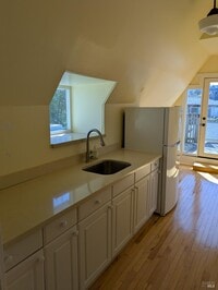 Building Photo - 400 6th St