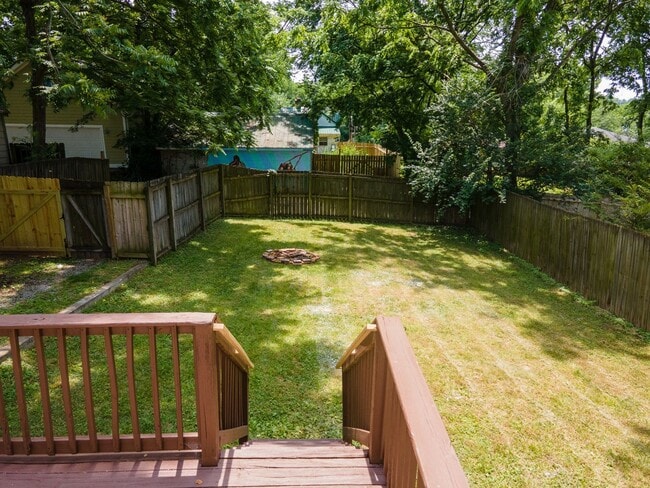 Building Photo - **REMODELED EAST NASHVILLE BUNGALOW IN HIG...