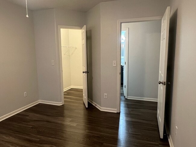 Building Photo - Great first floor unit at  Plantation Point