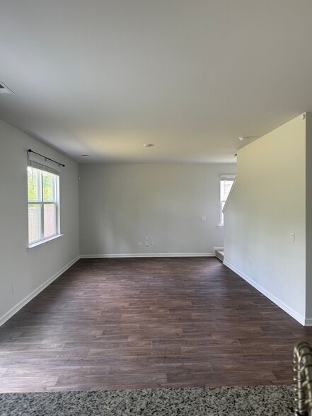 Building Photo - 358 Feldspar Ln