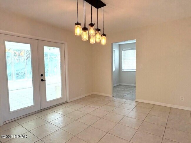 Building Photo - 38 Valhalla Ave