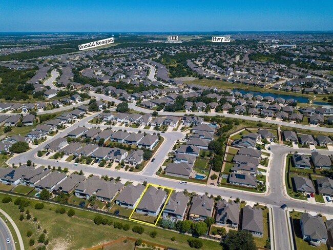 Building Photo - 404 Panzano Dr