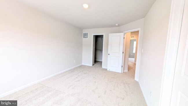 Building Photo - 1337 Cedar Vly Rd