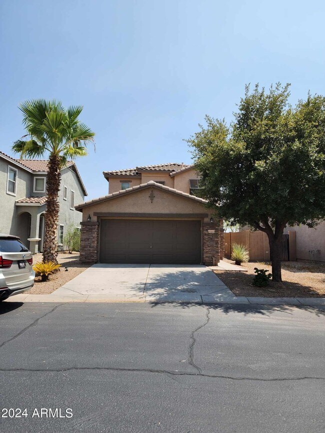 Primary Photo - 40443 W Helen Ct