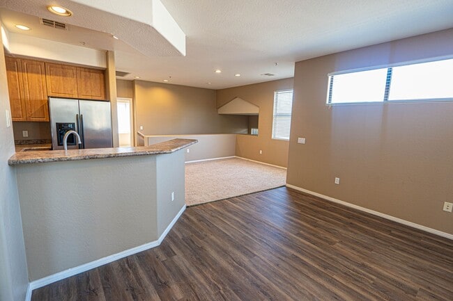 Building Photo - 3-Bed, 2-Bath Condo with Stunning Lake Views!