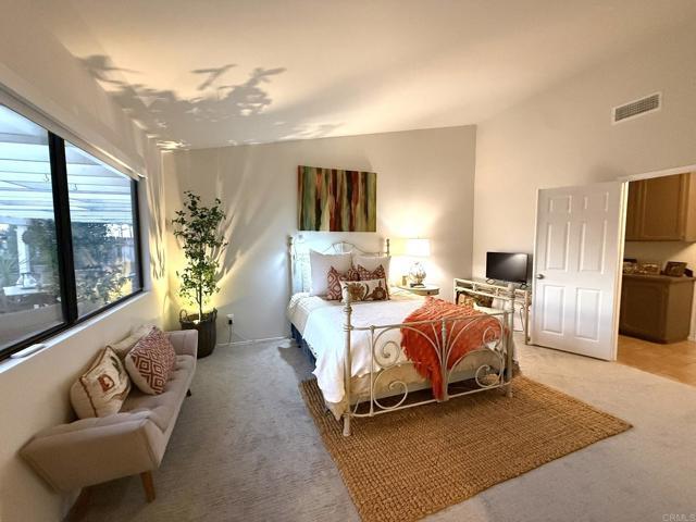 Building Photo - 3439 Lakewood St