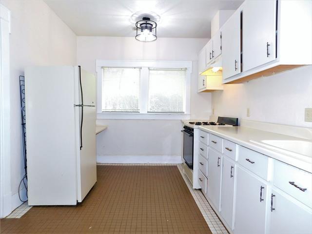 Building Photo - 2001 James St