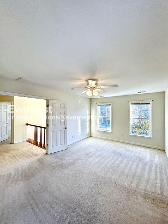 Building Photo - 1542 Jeffries Way