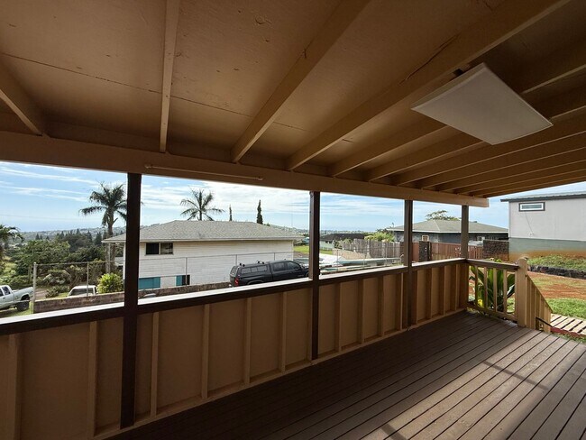 Building Photo - Upper Kalaheo, fully renovated three-bedroom two bathroom home.