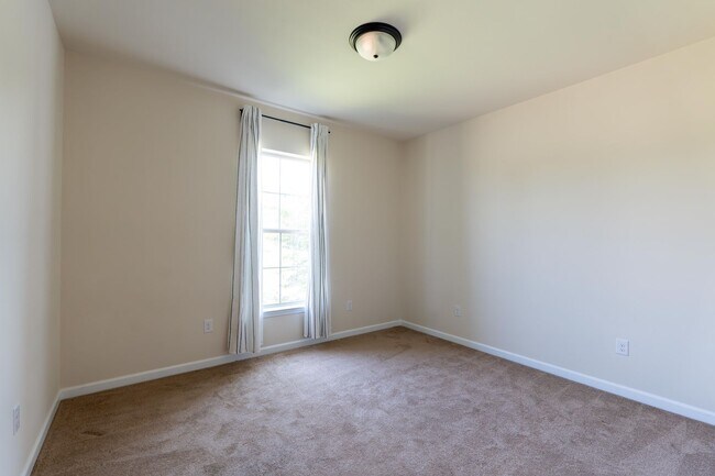 Building Photo - Victoria Meadows 3 bedroom, 2 bathroom Home