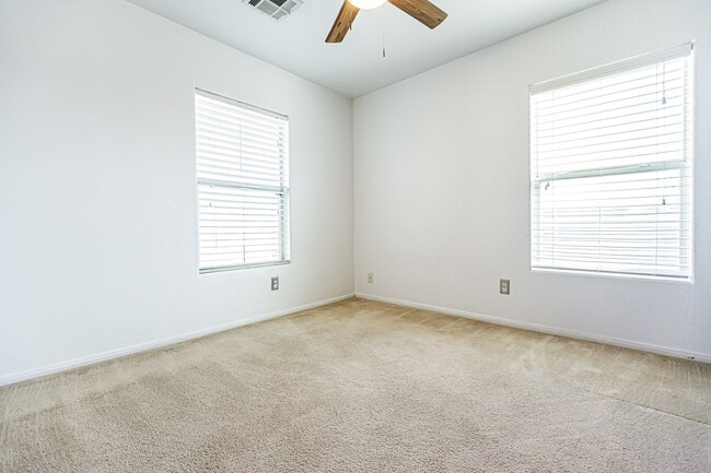 Building Photo - 3 story home