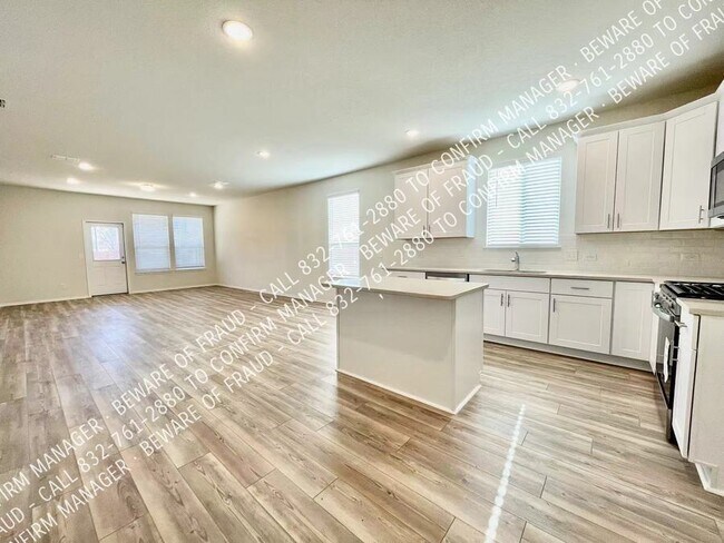 Building Photo - 8113 Branch Hollow Trail