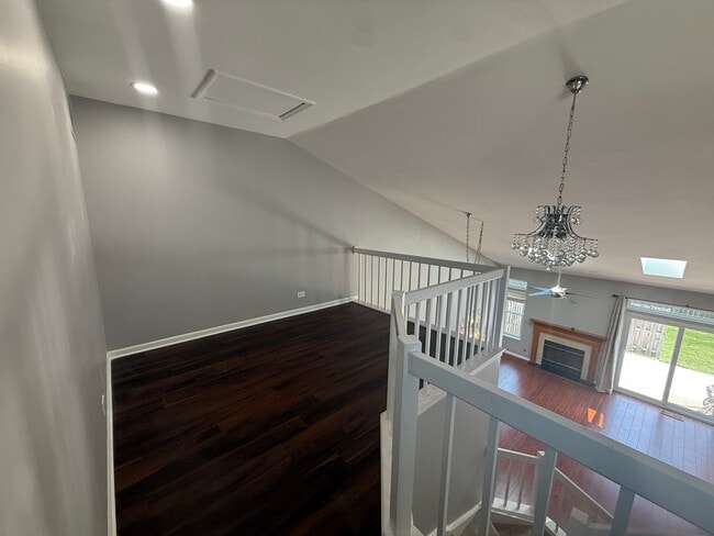 Building Photo - 230 Woodstone Cir