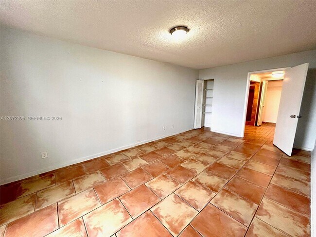 Building Photo - 13499 Biscayne Blvd