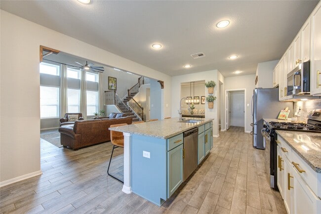 Building Photo - 5439 Rustic Ruby Dr