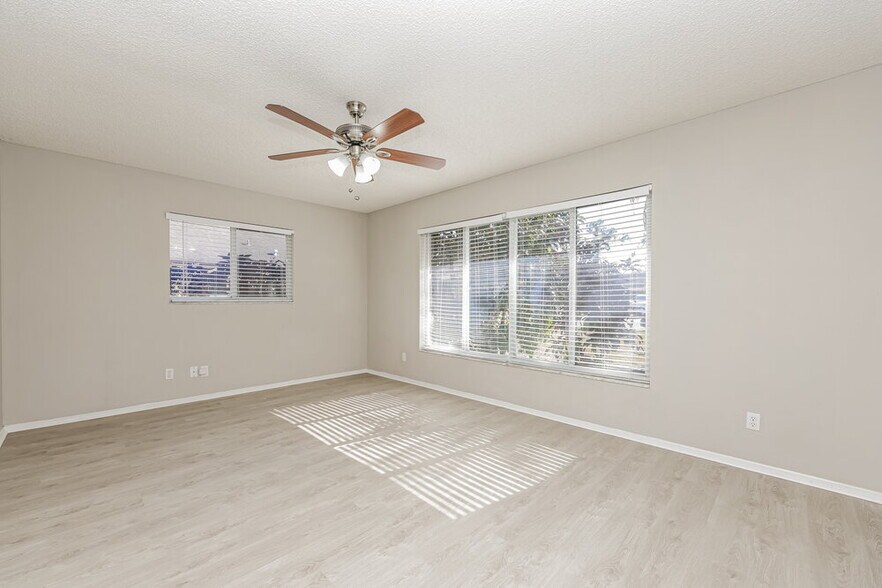 Building Photo - 2877 48th Way E