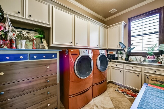Building Photo - 7603 Catalina Island Dr