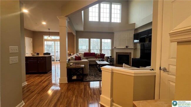 Building Photo - 8536 Mayfair Ct