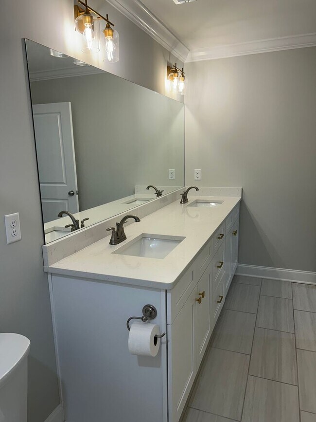 Building Photo - 3217 Green Turtle Ln NE