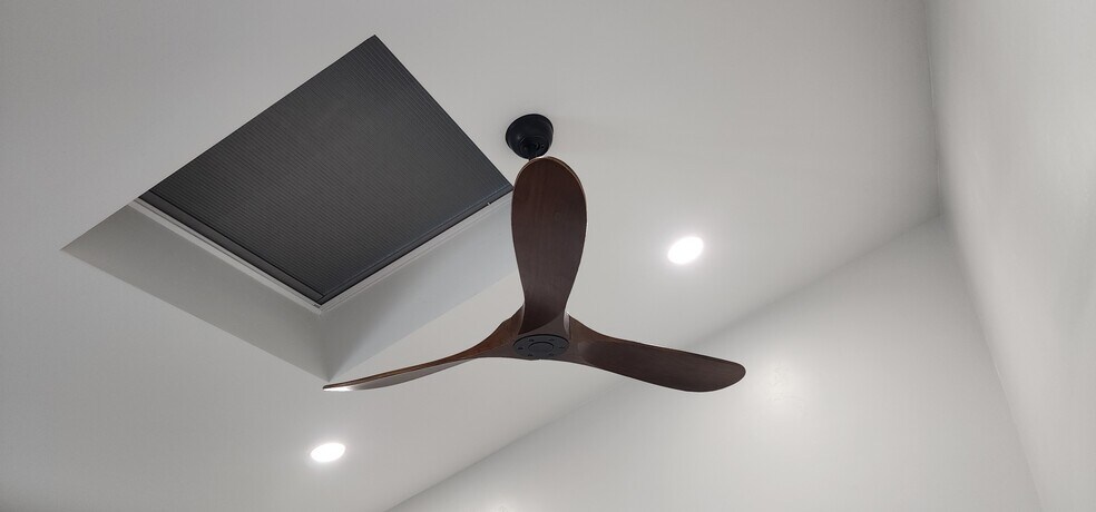 Building Photo - 30851 De Portola Rd