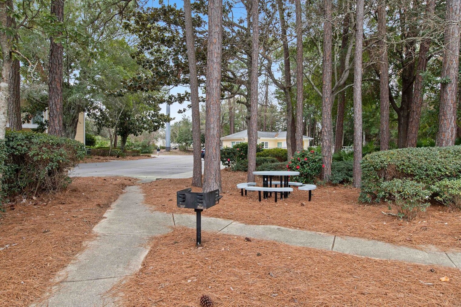 Building Photo - 200 Sandestin Ln