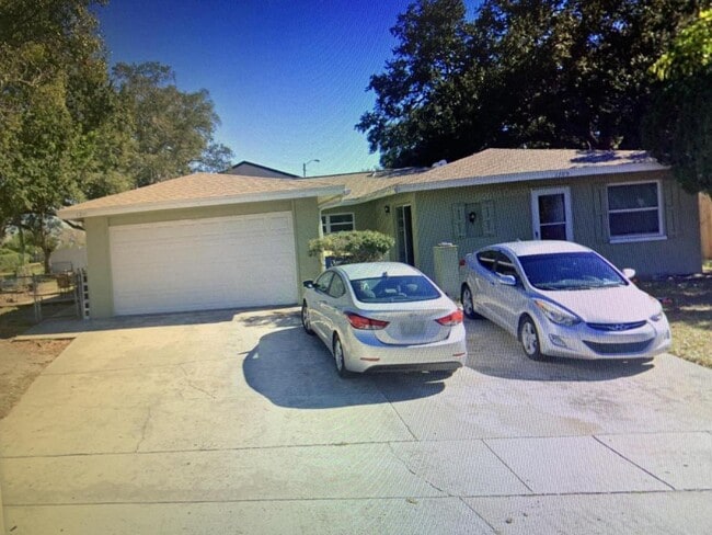 Primary Photo - 1209 Amble Ln