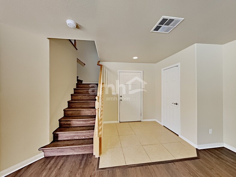 Building Photo - 8920 Bonneville Peak Ct