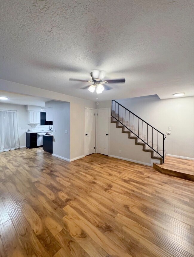 Building Photo - 525 S 1100 E