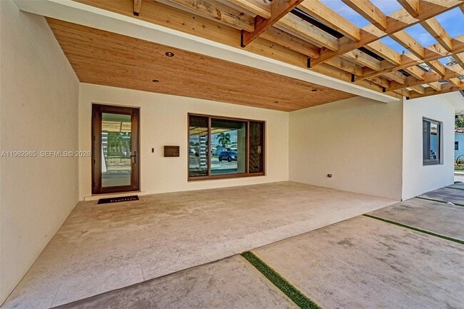 Building Photo - 915 NW 7th St