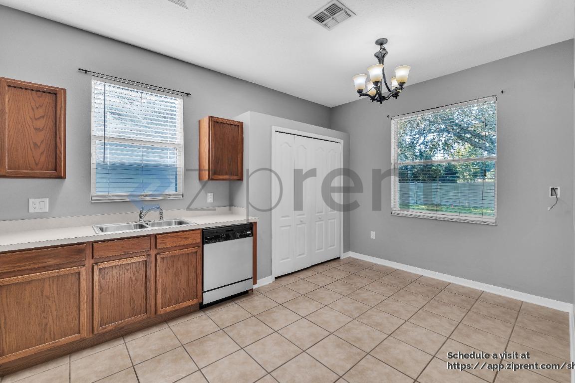 Building Photo - 13108 Social Ln