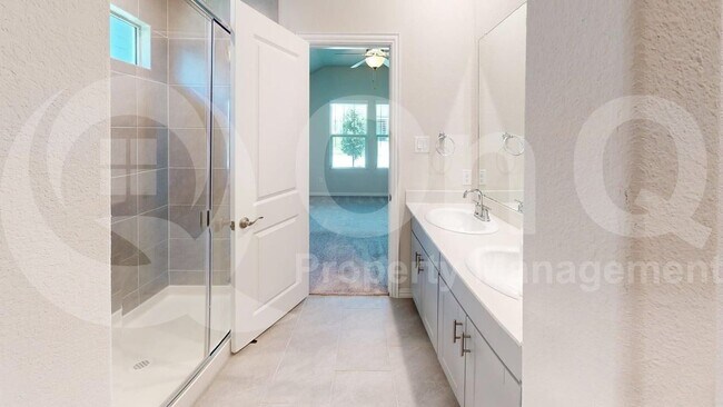 Building Photo - 2876 Brittlebush Dr