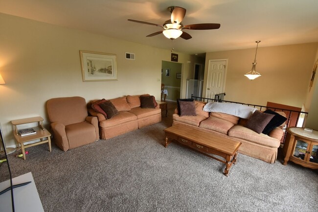 Building Photo - 3 Bedroom Home in Camp Hill