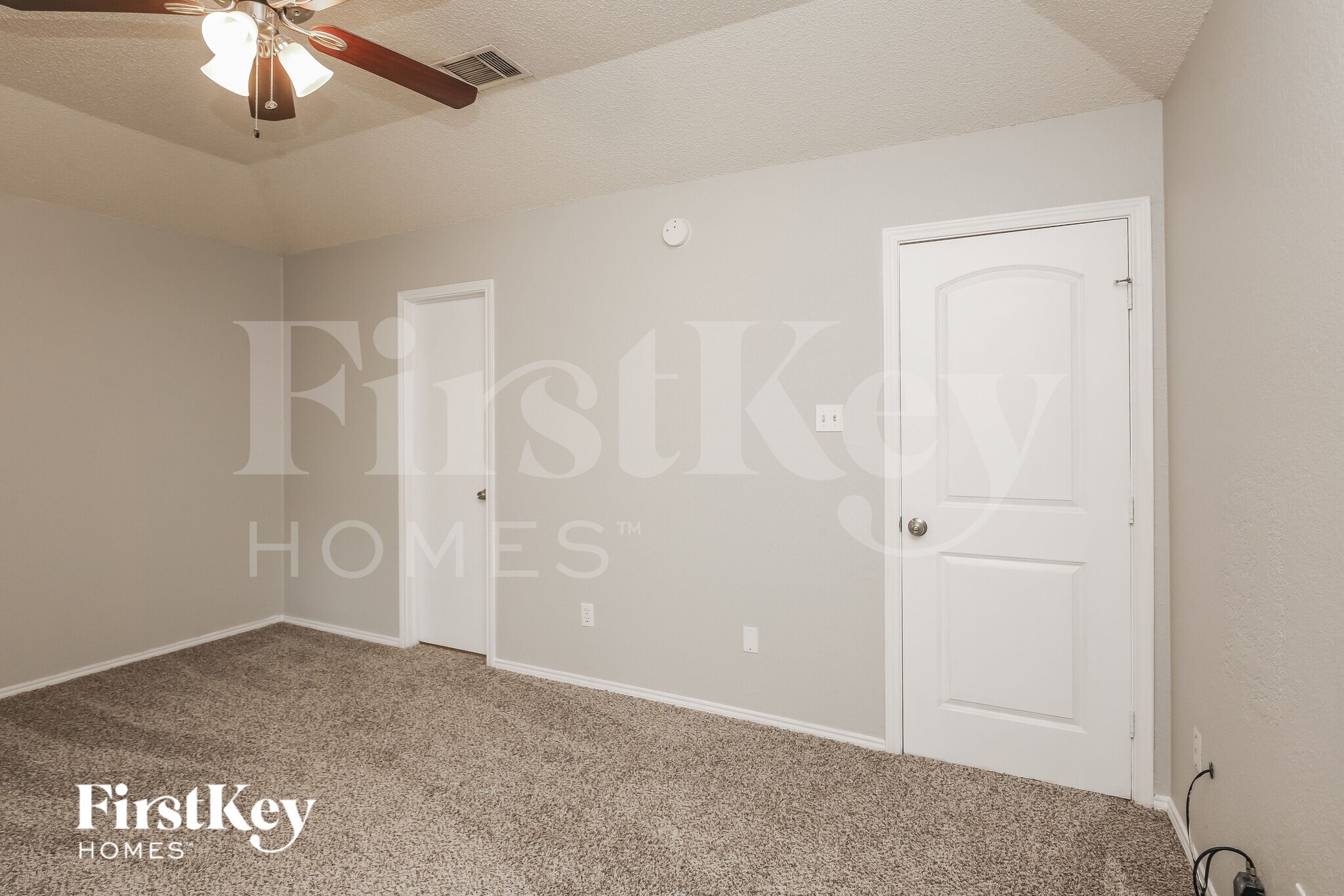 Building Photo - 6008 Sundown Dr