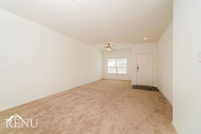 Building Photo - Coming Soon!