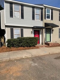 Building Photo - Quaint Townhome in the Heart of North Augusta