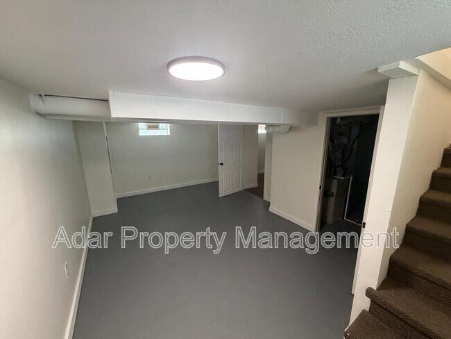 Building Photo - 610 Dryden Dr
