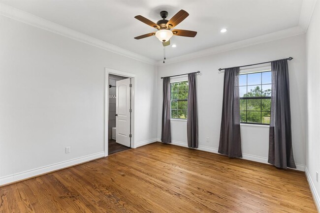 Building Photo - 364 Ponderosa Loop