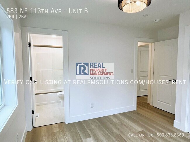 Building Photo - 583 NE 113th Ave