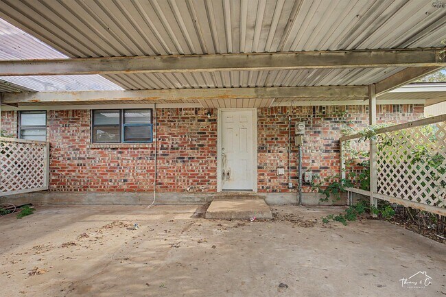 Building Photo - 2310 Reilly Rd