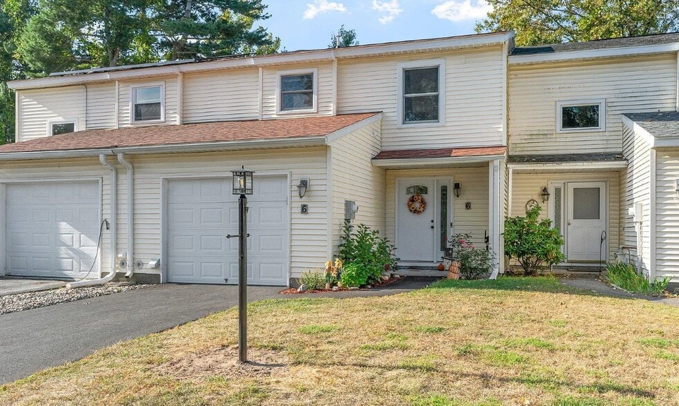 Building Photo - 6 Heartwood Ct