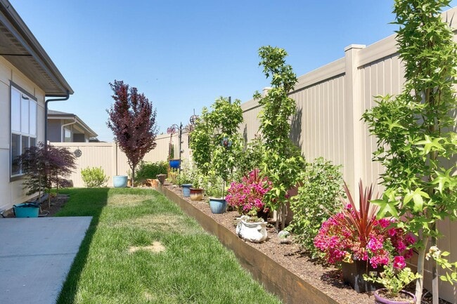 Building Photo - New home for Rent! Great Location.