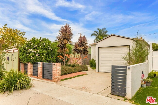 Building Photo - 4332 Alla Rd