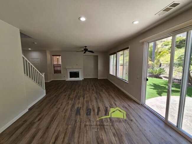 Building Photo - 359 Circulo Coronado