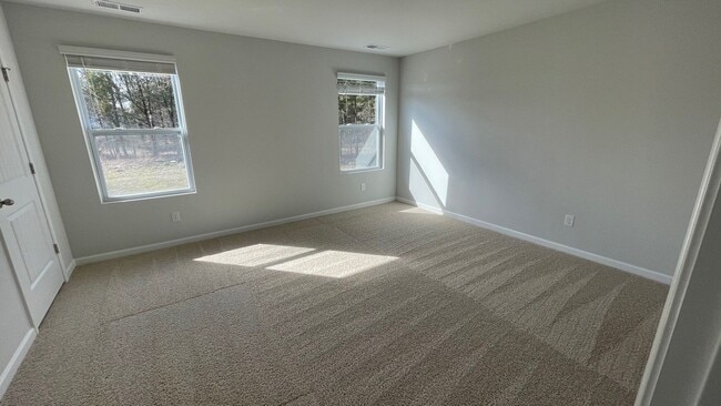 Building Photo - 2011 Widgeon Pt