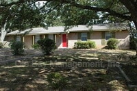 Building Photo - 1002 Centerwood Dr
