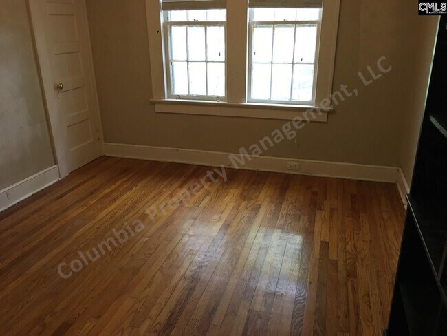 Building Photo - 1319 Blanding St