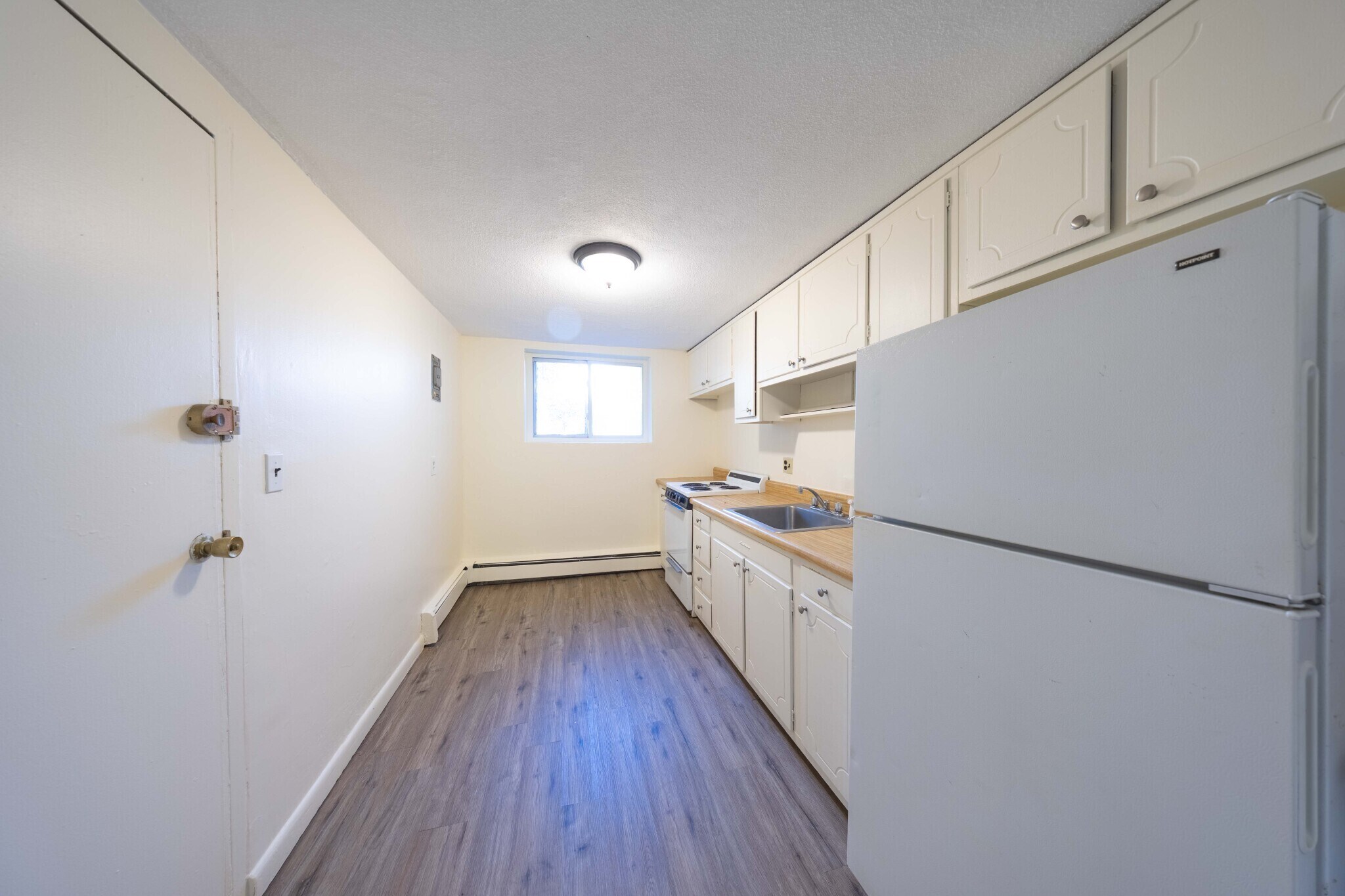 Building Photo - 33 Westgate Rd